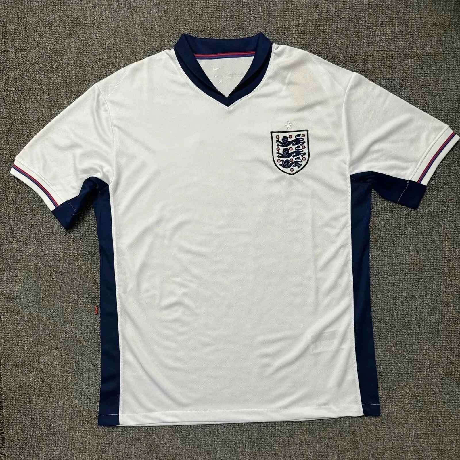 2425 England Home